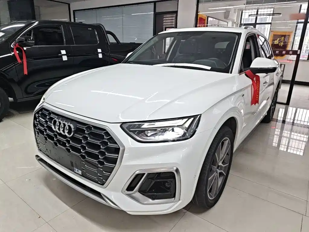 Audi Q5L — миниатюра 2