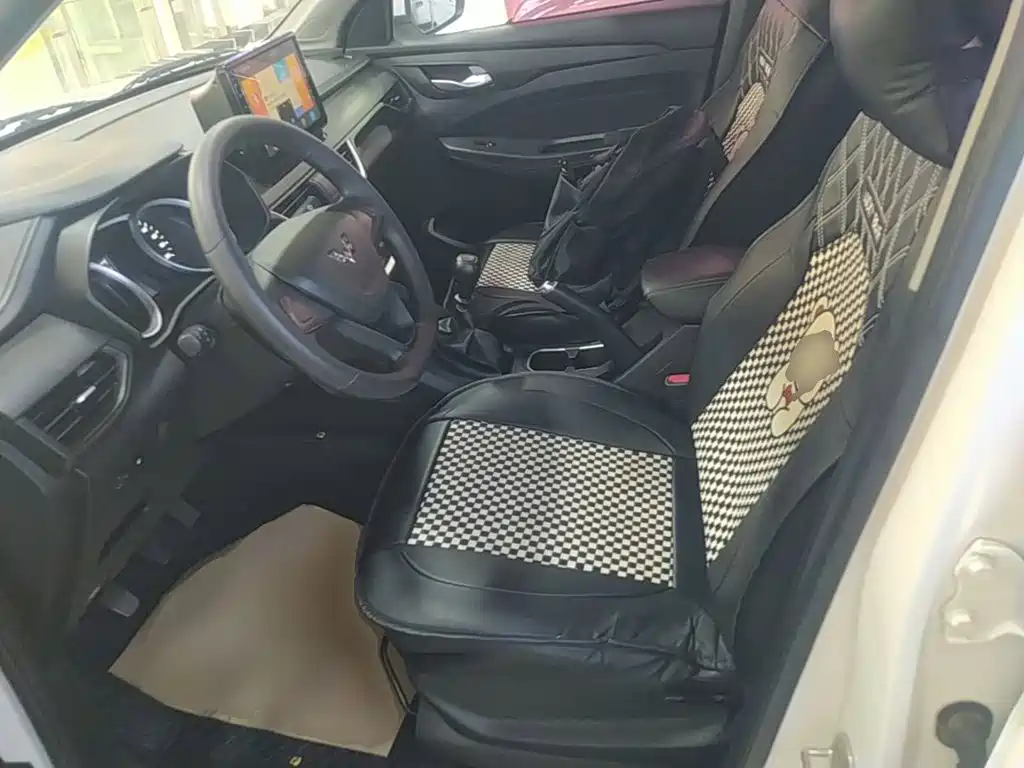 Wuling Hongguang S3 — миниатюра 15