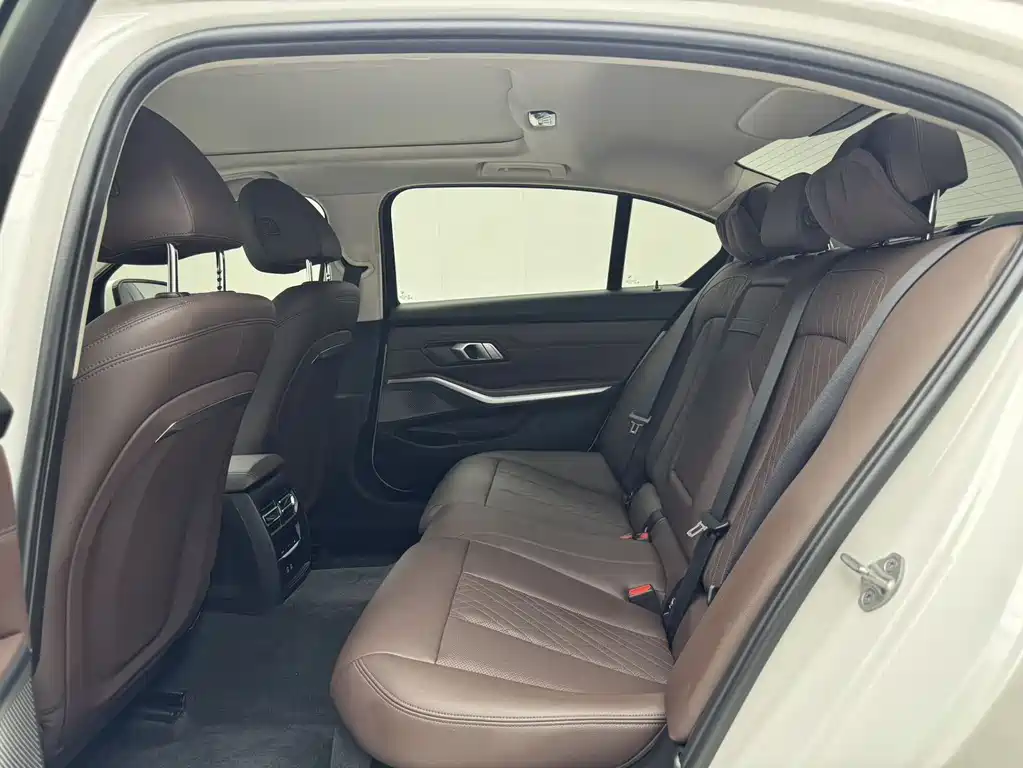 BMW 3 Series 3 2023 325Li M Sport