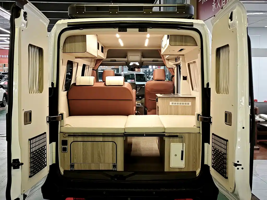 Sinotruk Vangard V — миниатюра 7