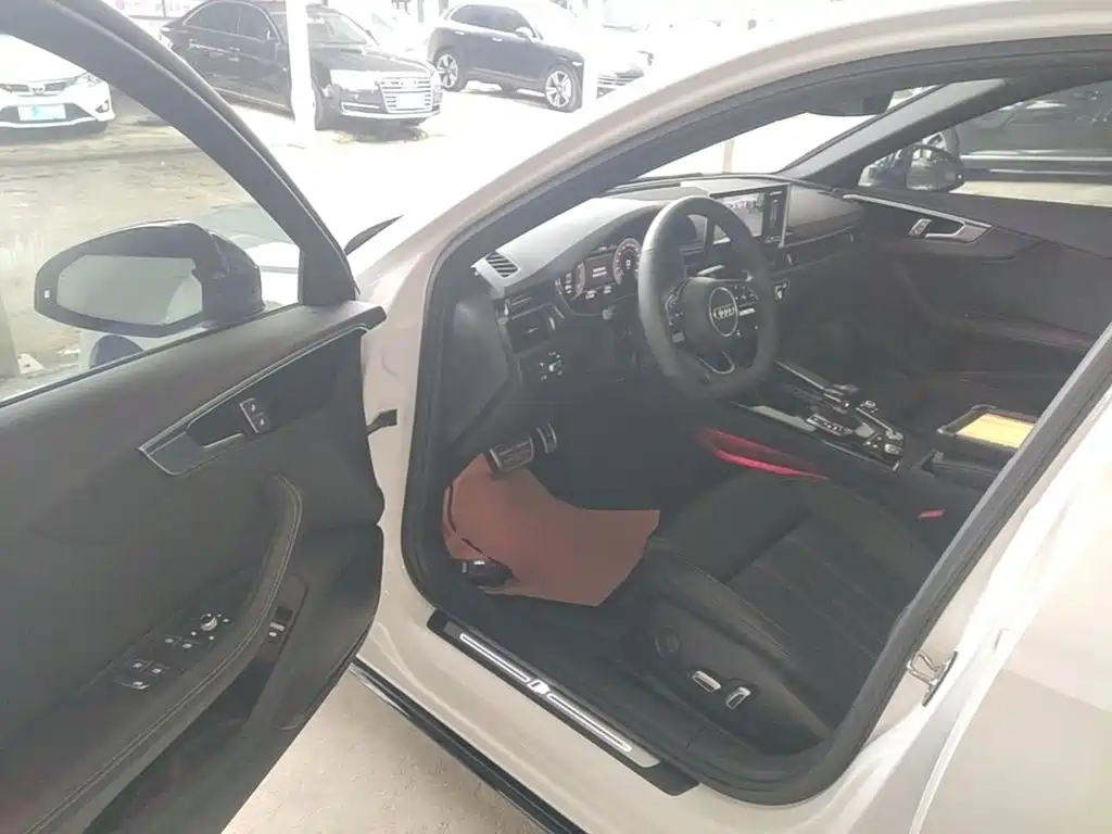 Audi A4L — миниатюра 16