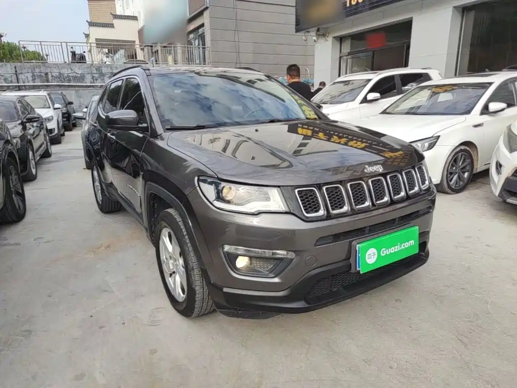 Jeep Compass — миниатюра 4