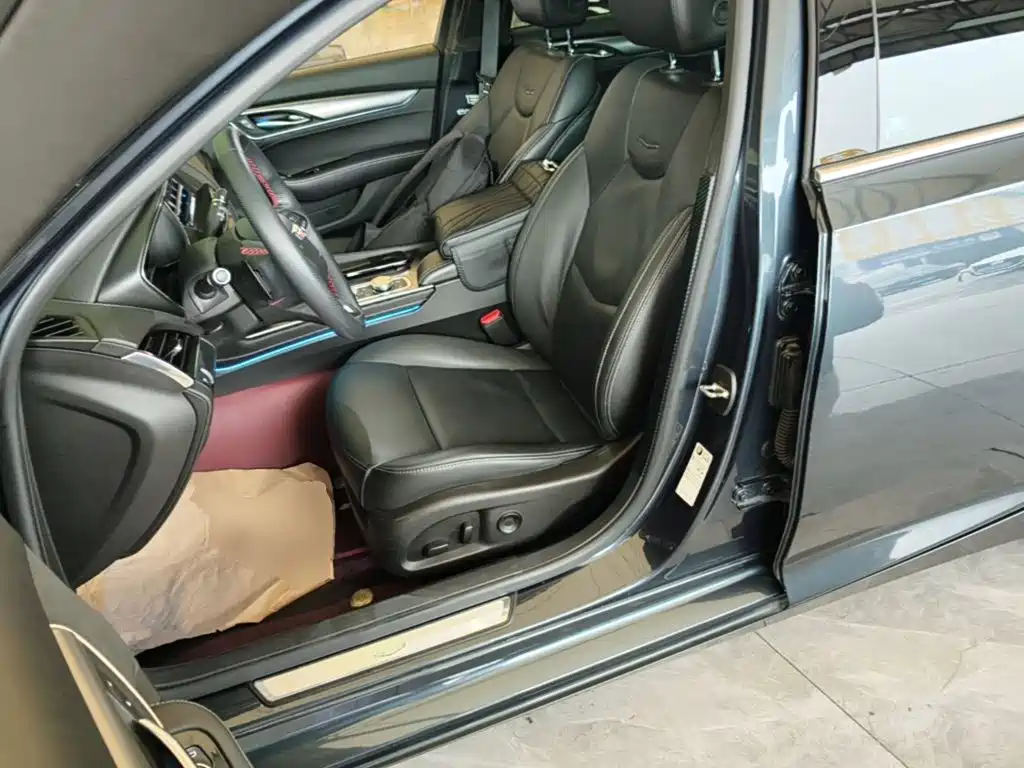 Cadillac CT5 — миниатюра 15