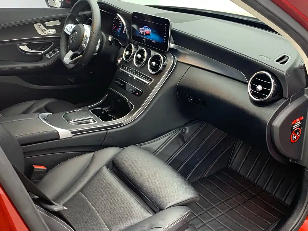 Mercedes-Benz C-Class — миниатюра 9