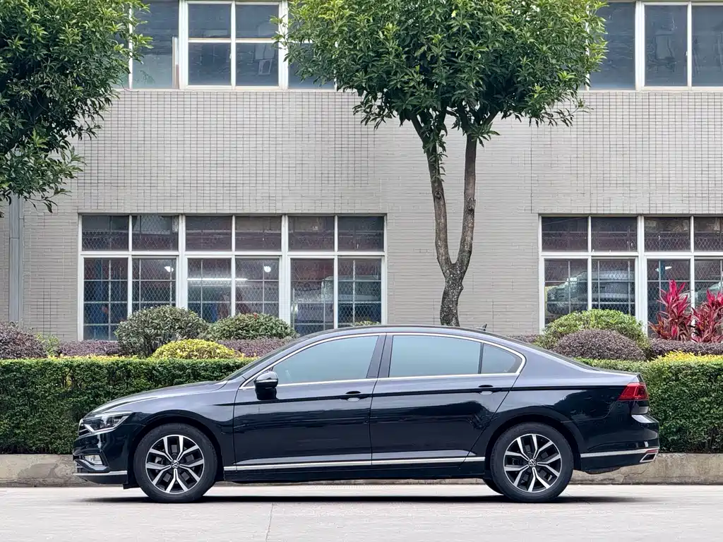 Volkswagen Magotan — миниатюра 3
