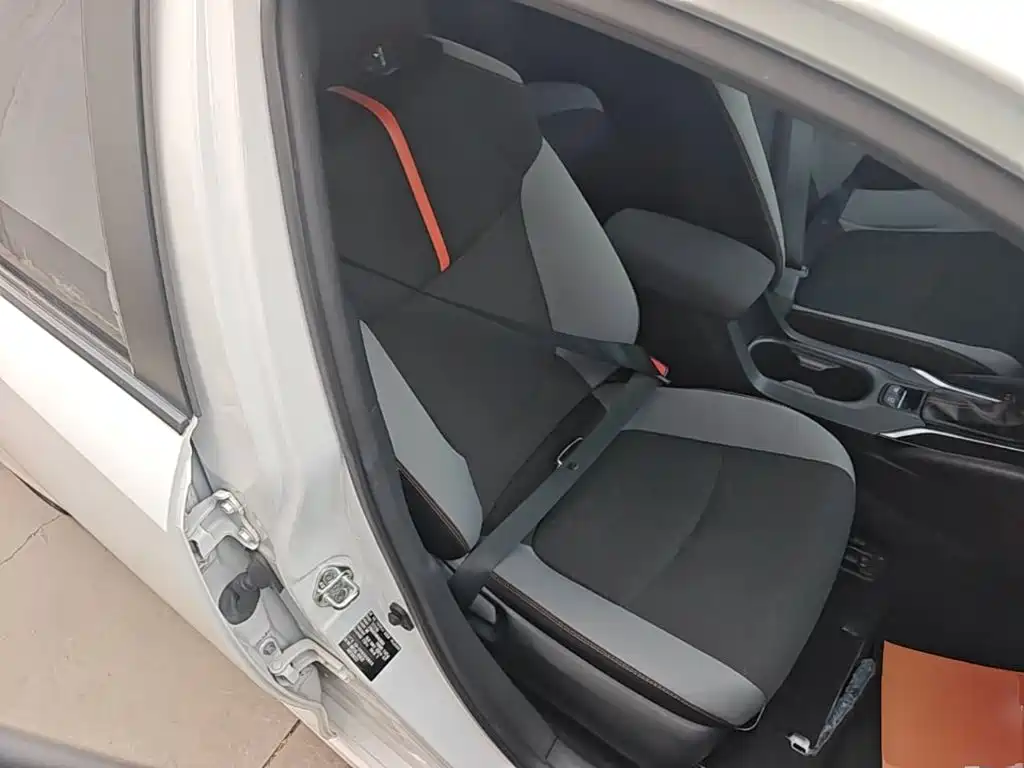 Toyota Corolla — миниатюра 25