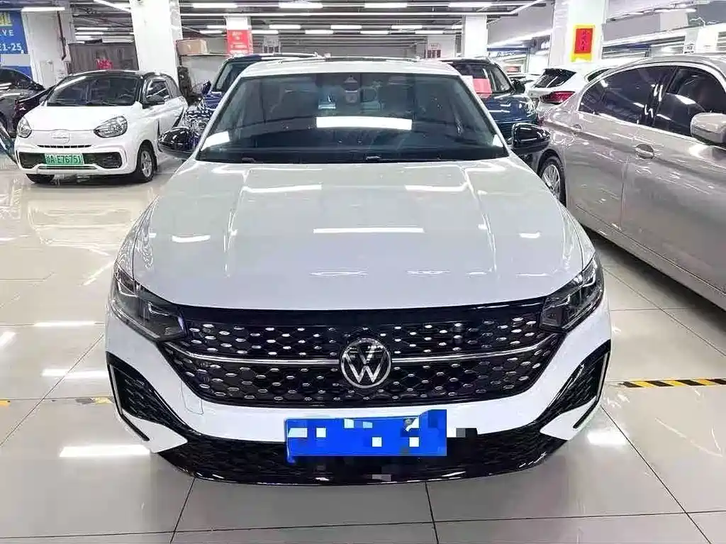 Volkswagen Lavida — миниатюра 6