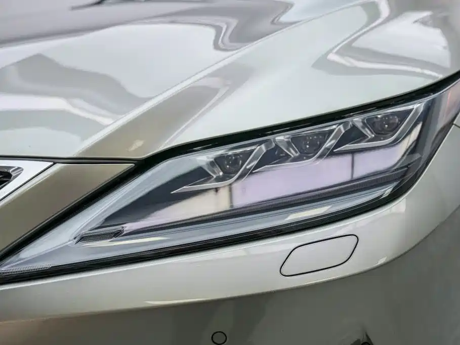 Lexus RX — миниатюра 2