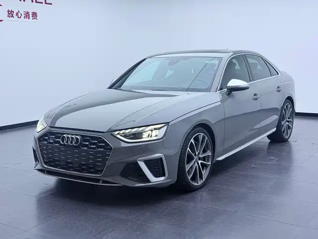 Audi S4