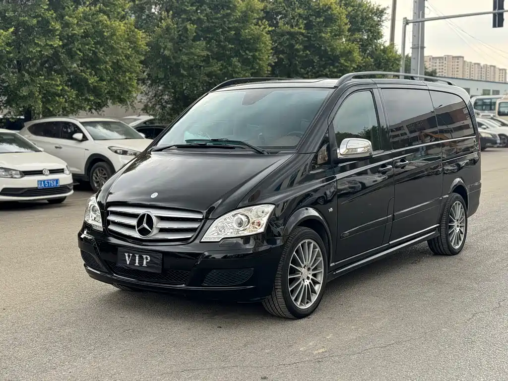 Mercedes-Benz Viano 2012