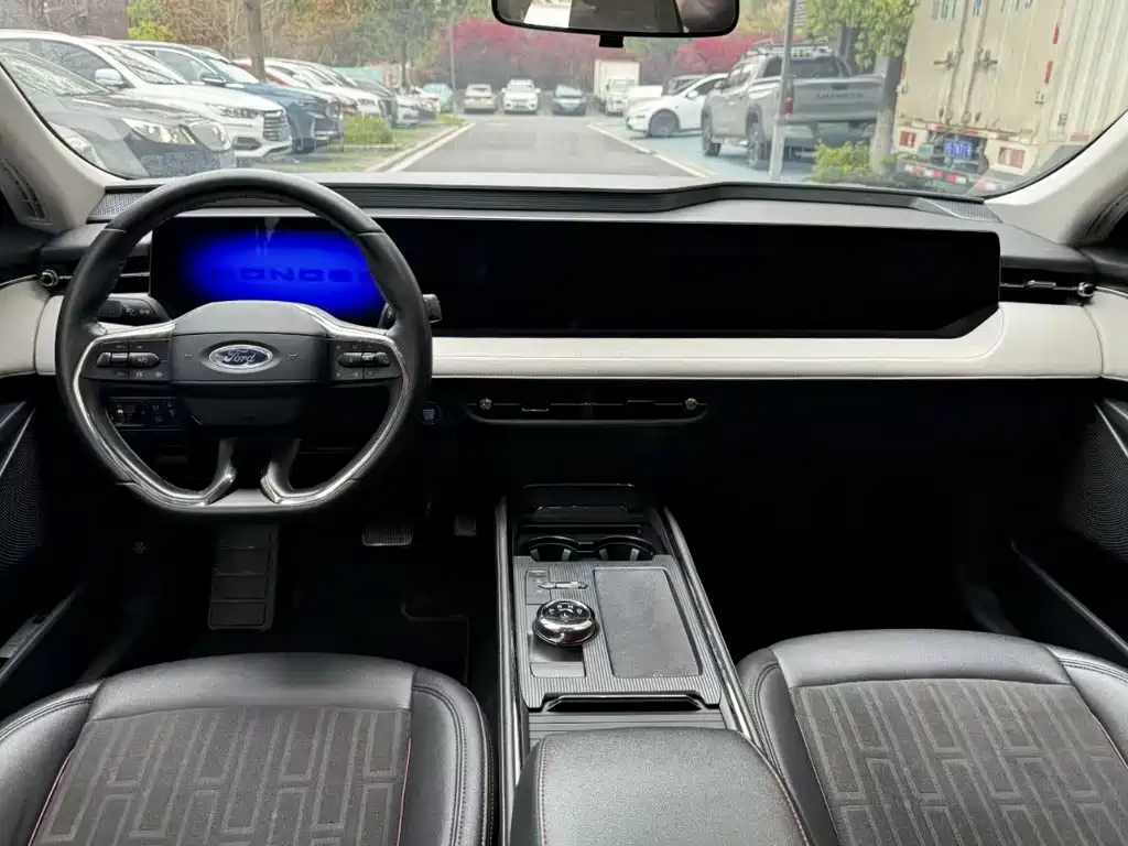 Ford Mondeo — миниатюра 5