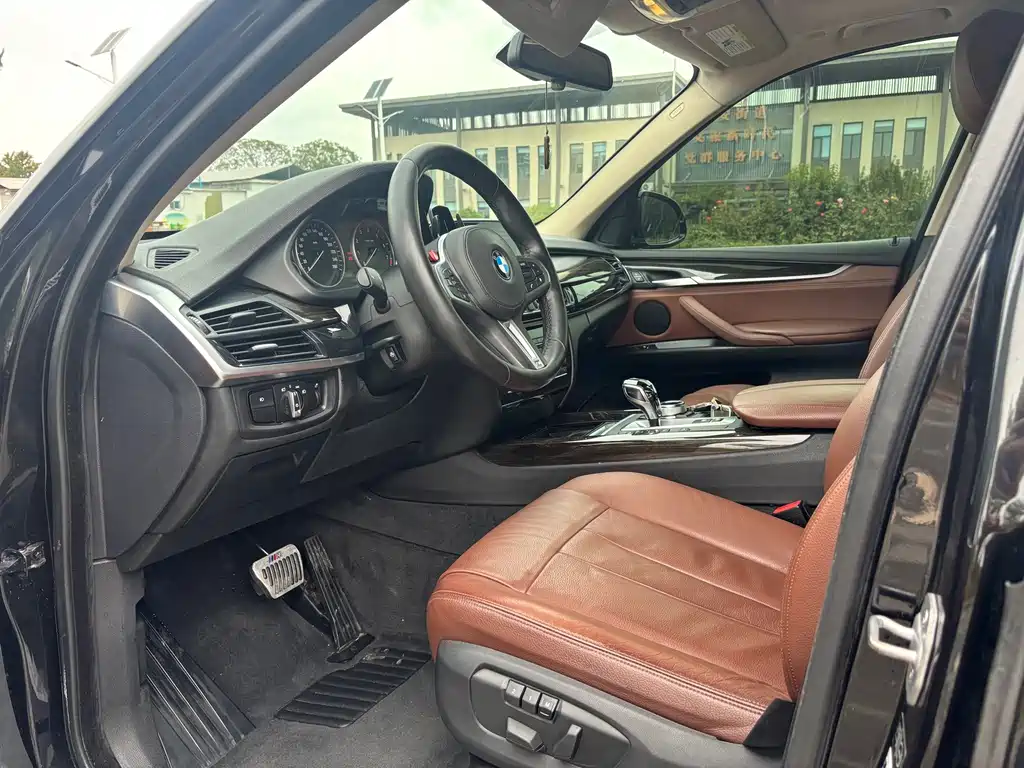 BMW X5 (Import) — миниатюра 4