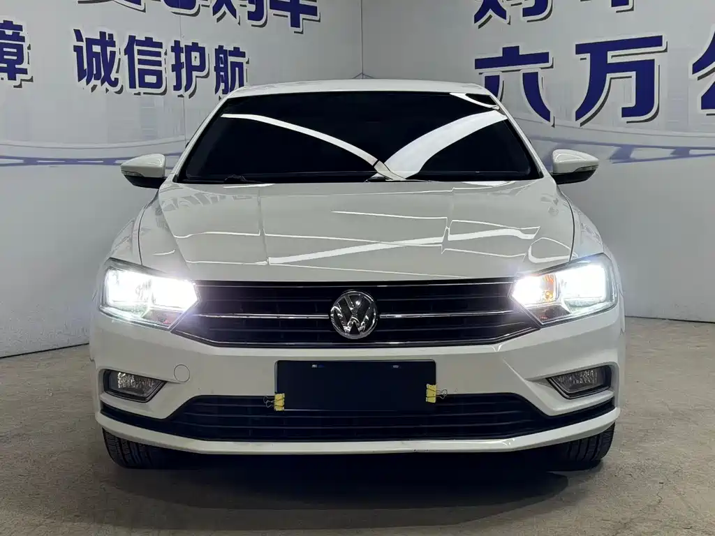 Volkswagen Bora — миниатюра 2