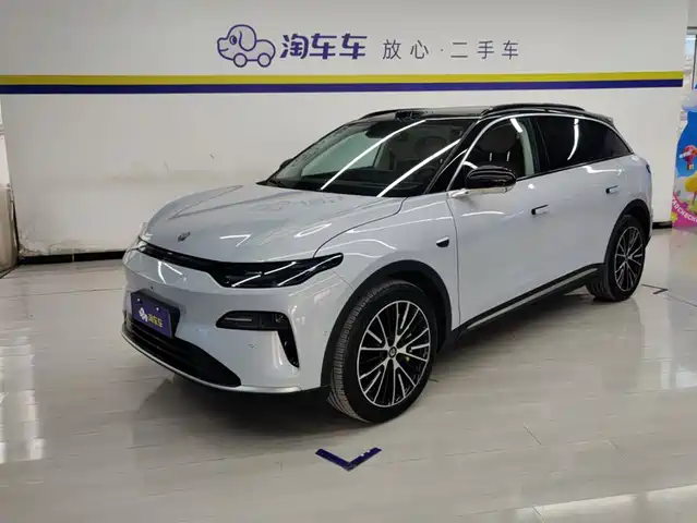 Leapmotor C11