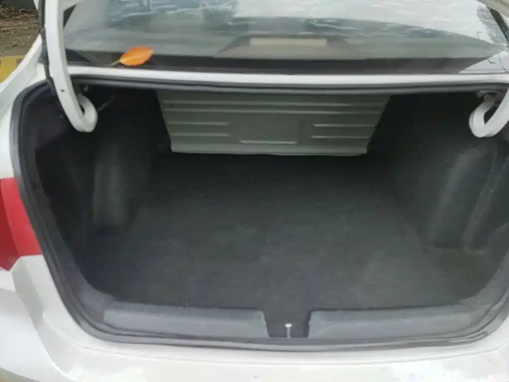 Volkswagen Santana — миниатюра 19