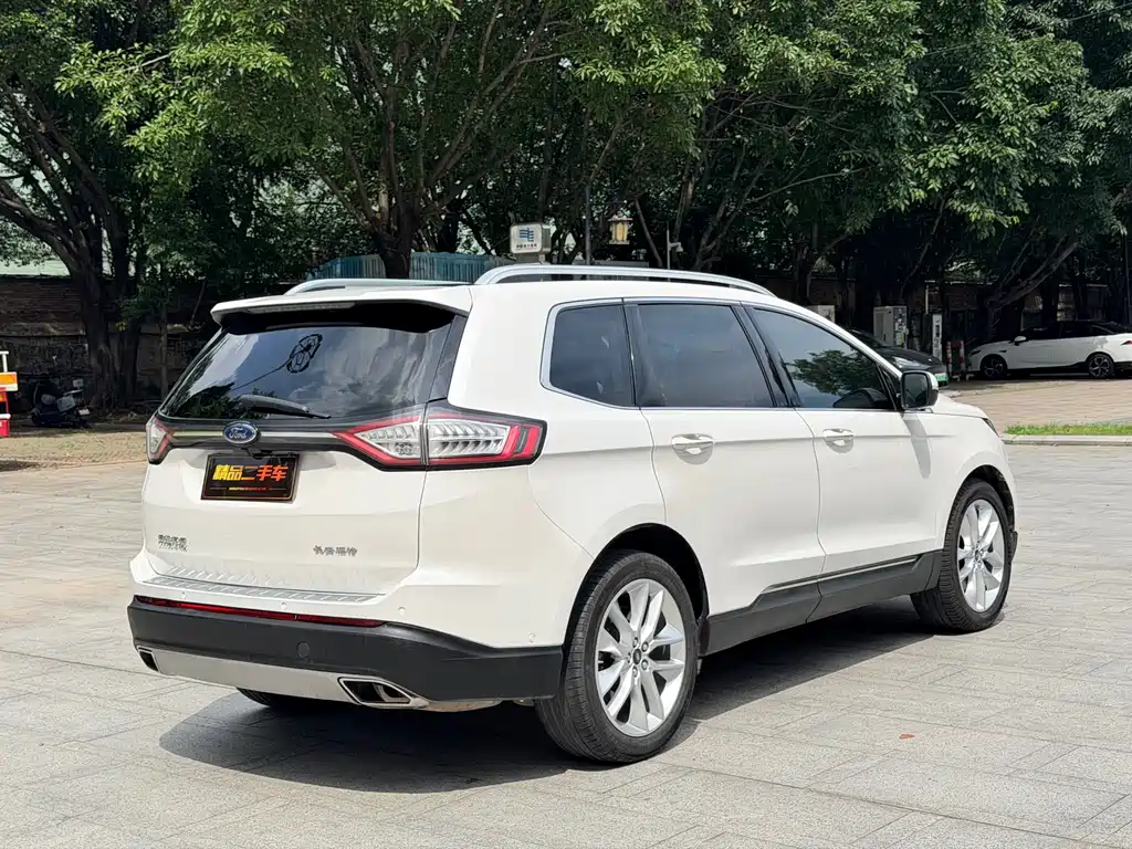 Ford Edge 2015 2.0T GTDi