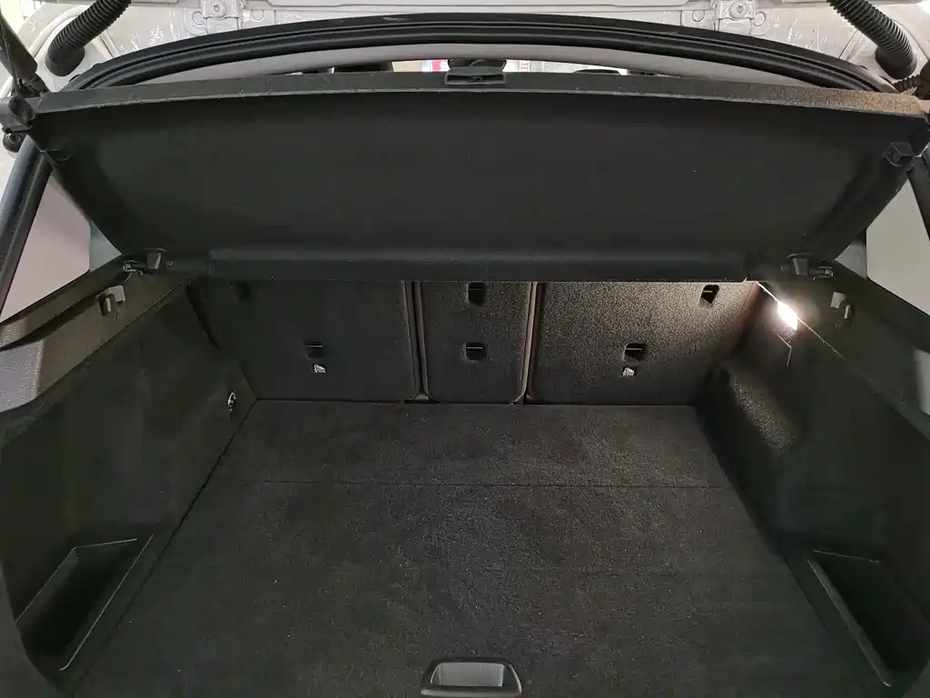 BMW X1 New Energy — миниатюра 13