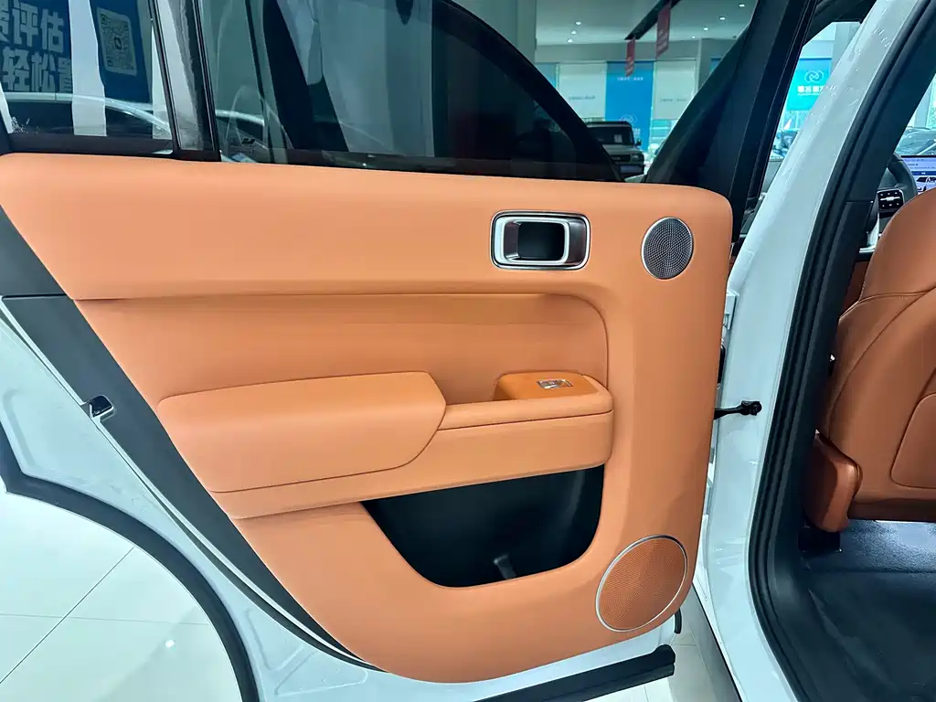 Li Auto Li L7 — миниатюра 14