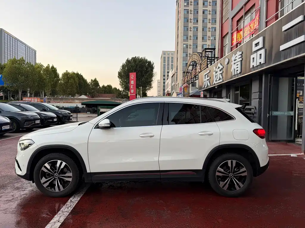 Mercedes-Benz GLA — миниатюра 3