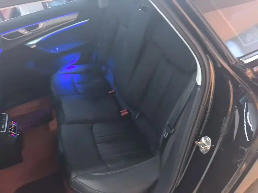 Audi A6L — миниатюра 17