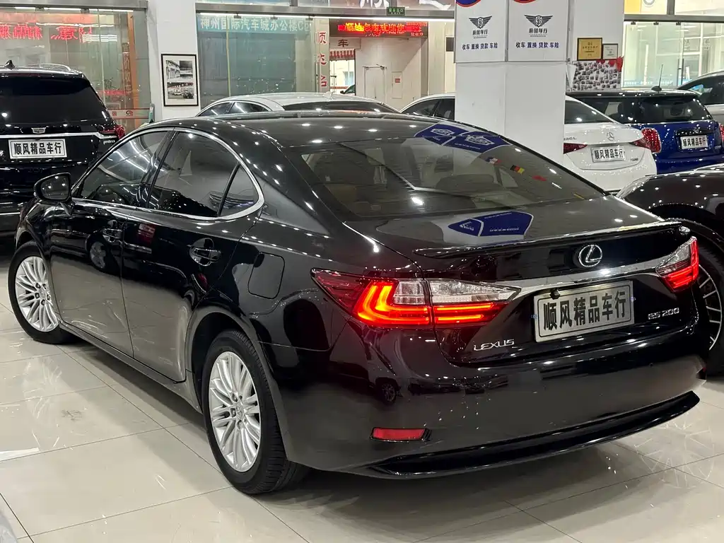 Lexus ES — миниатюра 3