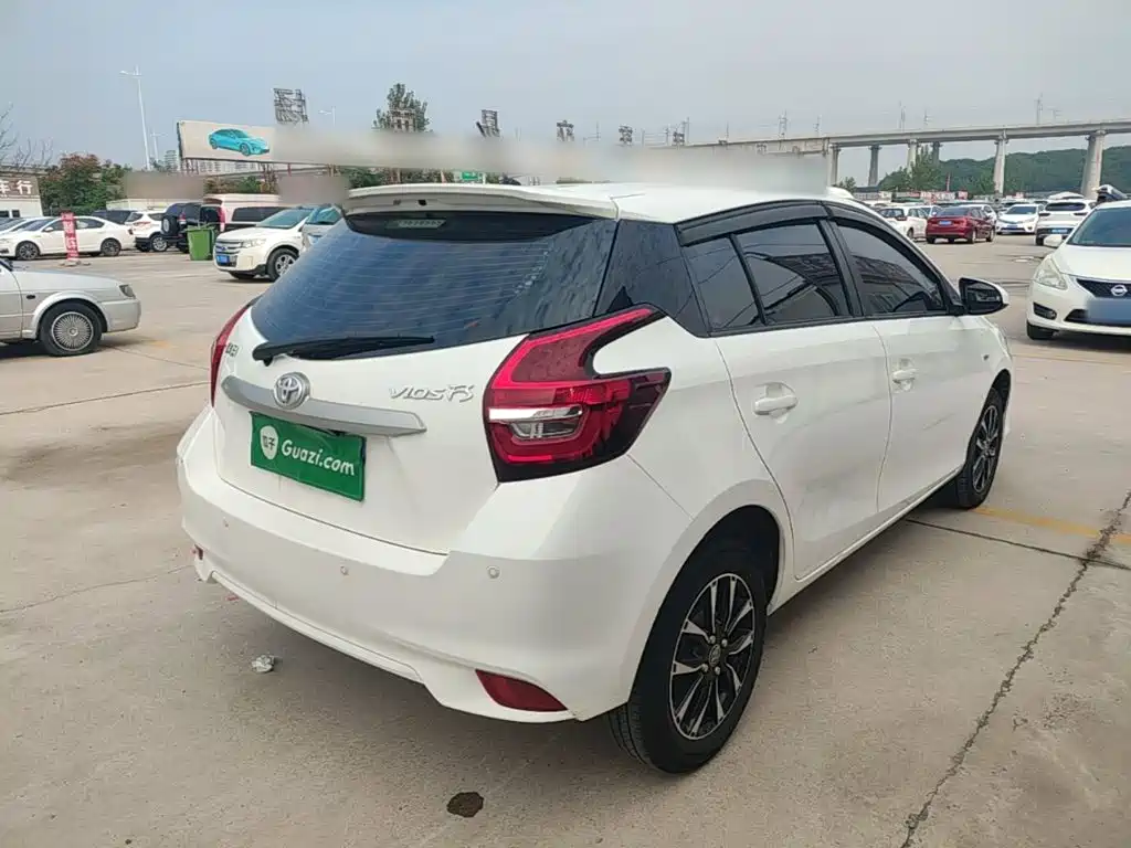 Toyota Vios FS — миниатюра 7