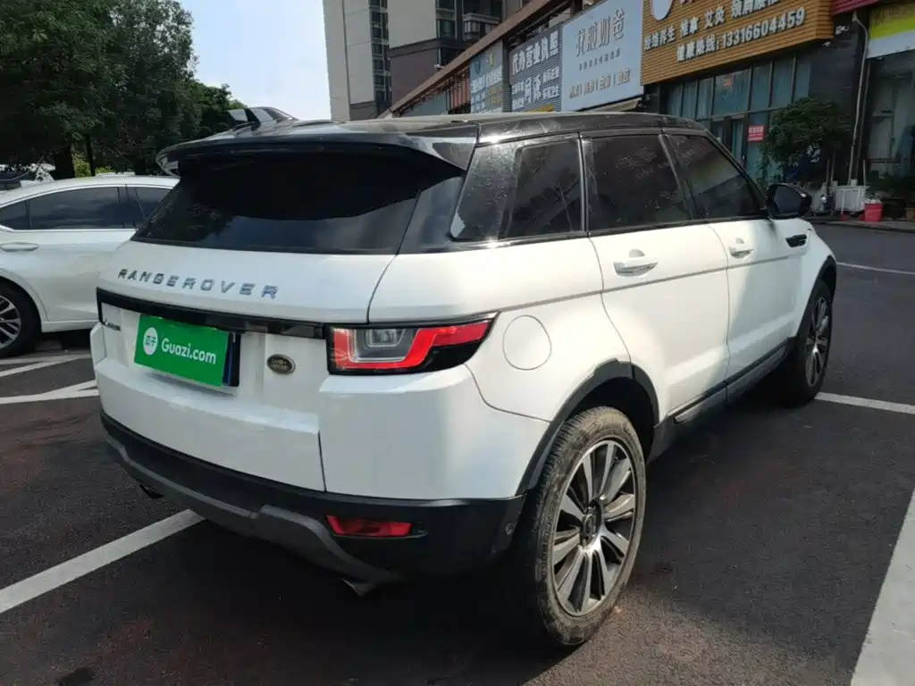 Land Rover Evoque — миниатюра 7
