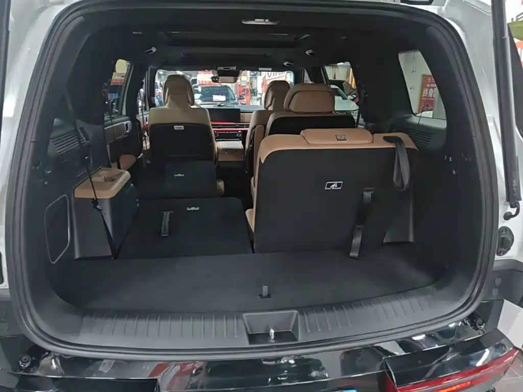 Hyundai Santa Fe — миниатюра 19