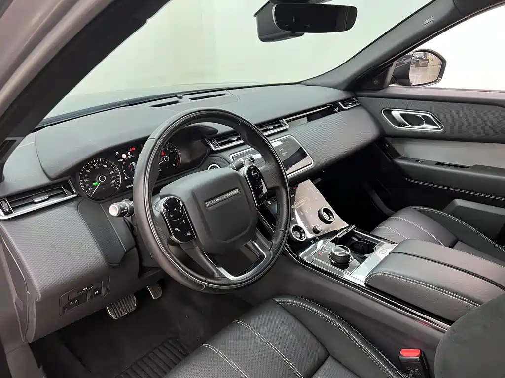 Land Rover Velar — миниатюра 2