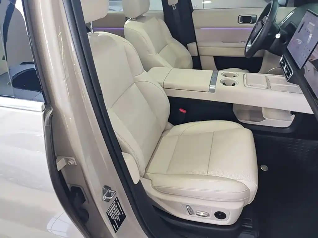 Li Auto Li L6 — миниатюра 25