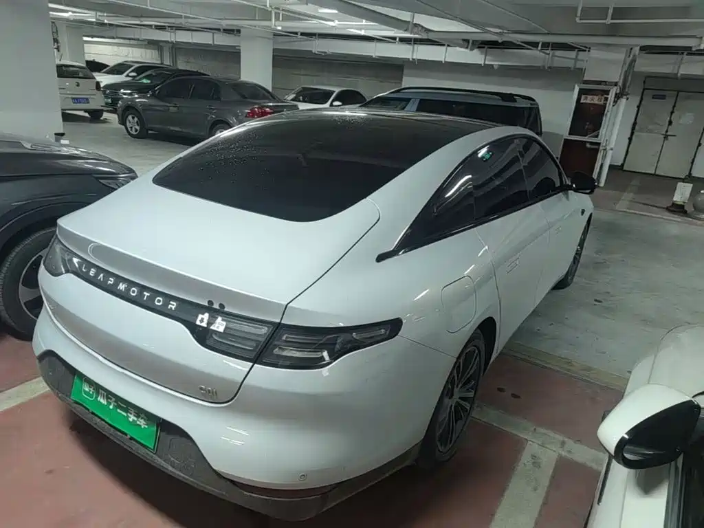 Leapmotor Leapmotor C01 — миниатюра 4