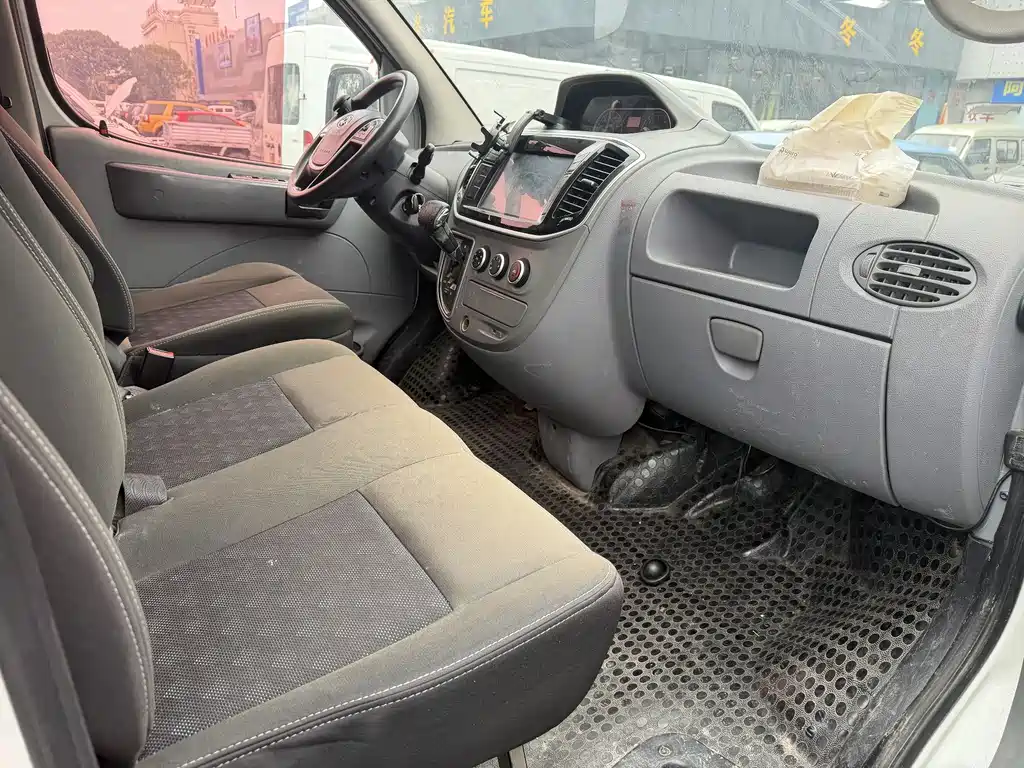 SAIC MAXUS XINTU V80