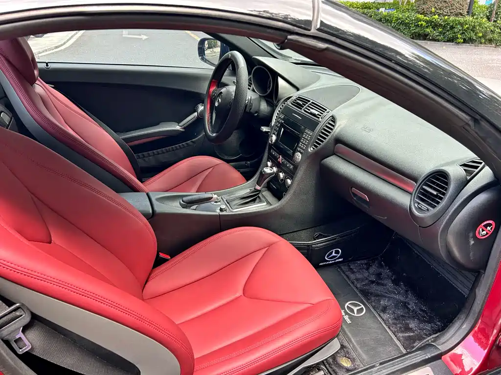 Mercedes-Benz SLK-Class — миниатюра 9