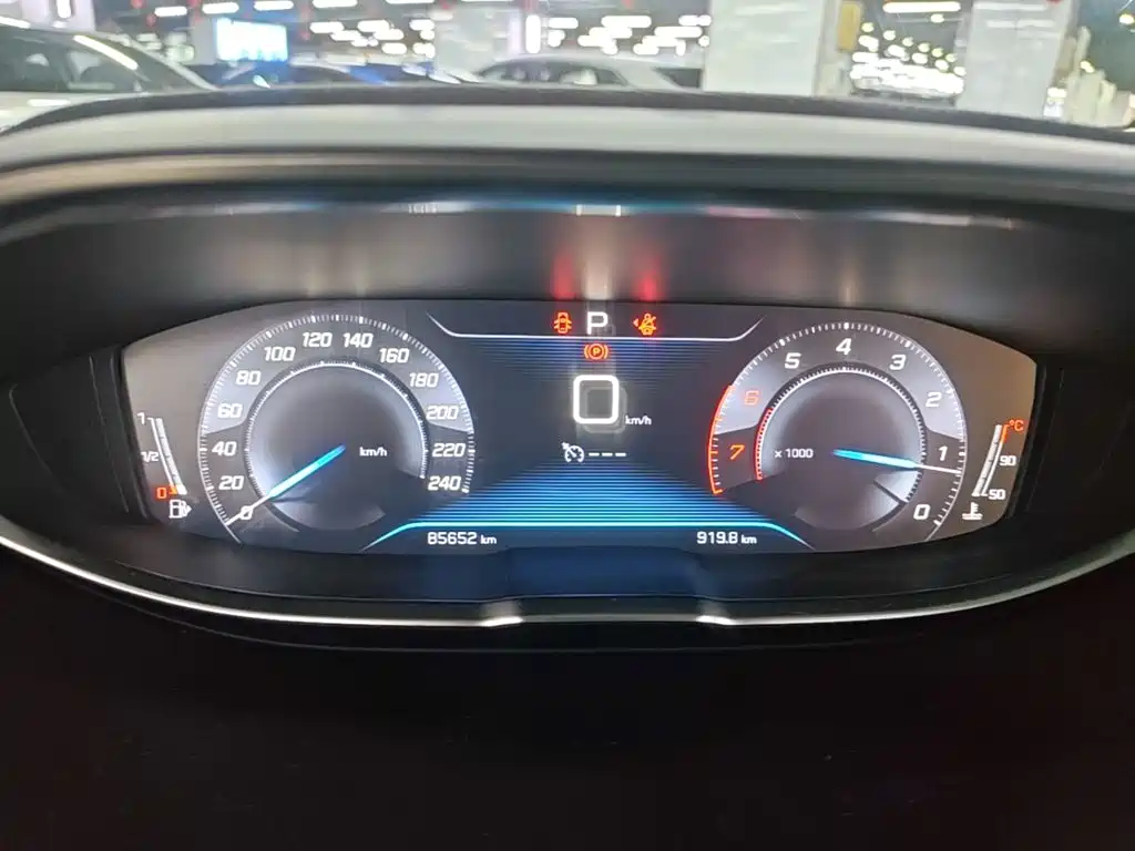 Peugeot 5008 — миниатюра 12