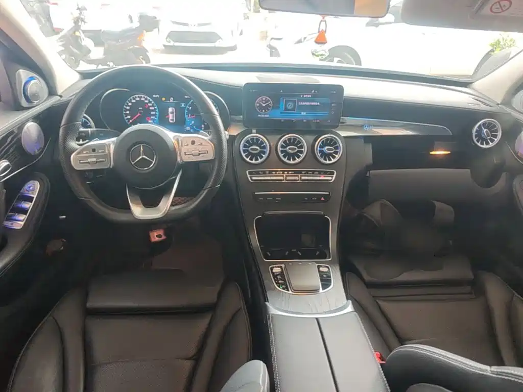 Mercedes-Benz C-Class — миниатюра 10