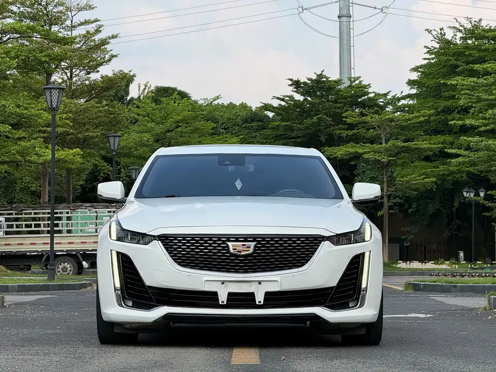 Cadillac CT5 — миниатюра 5