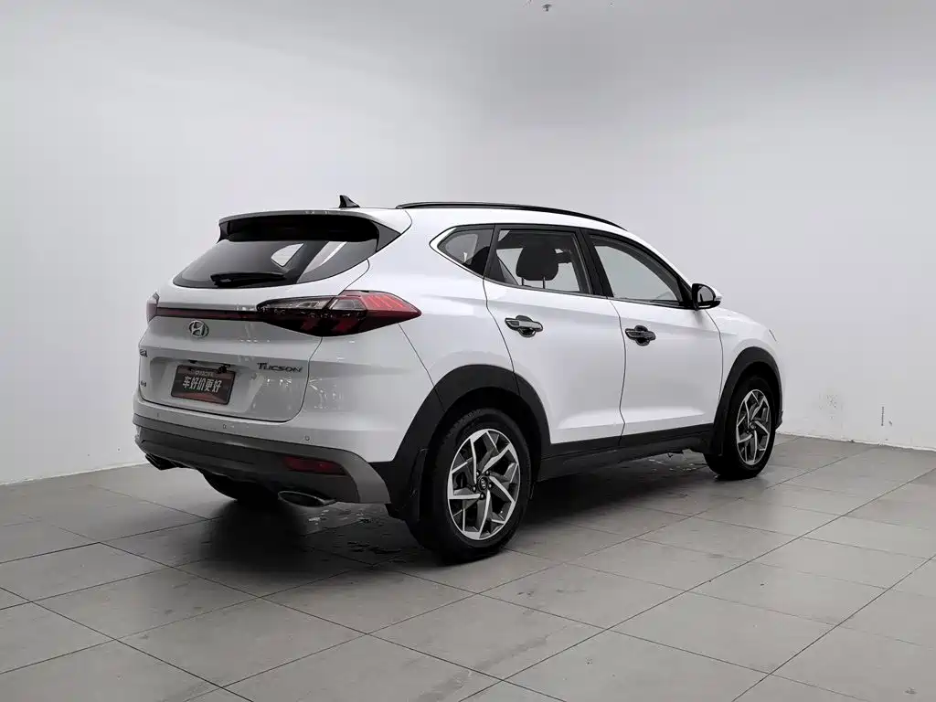 Hyundai Tucson — миниатюра 2