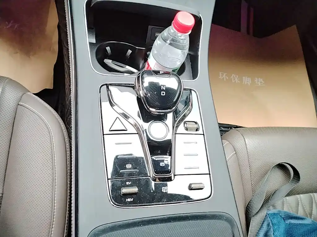 BYD Han — миниатюра 14