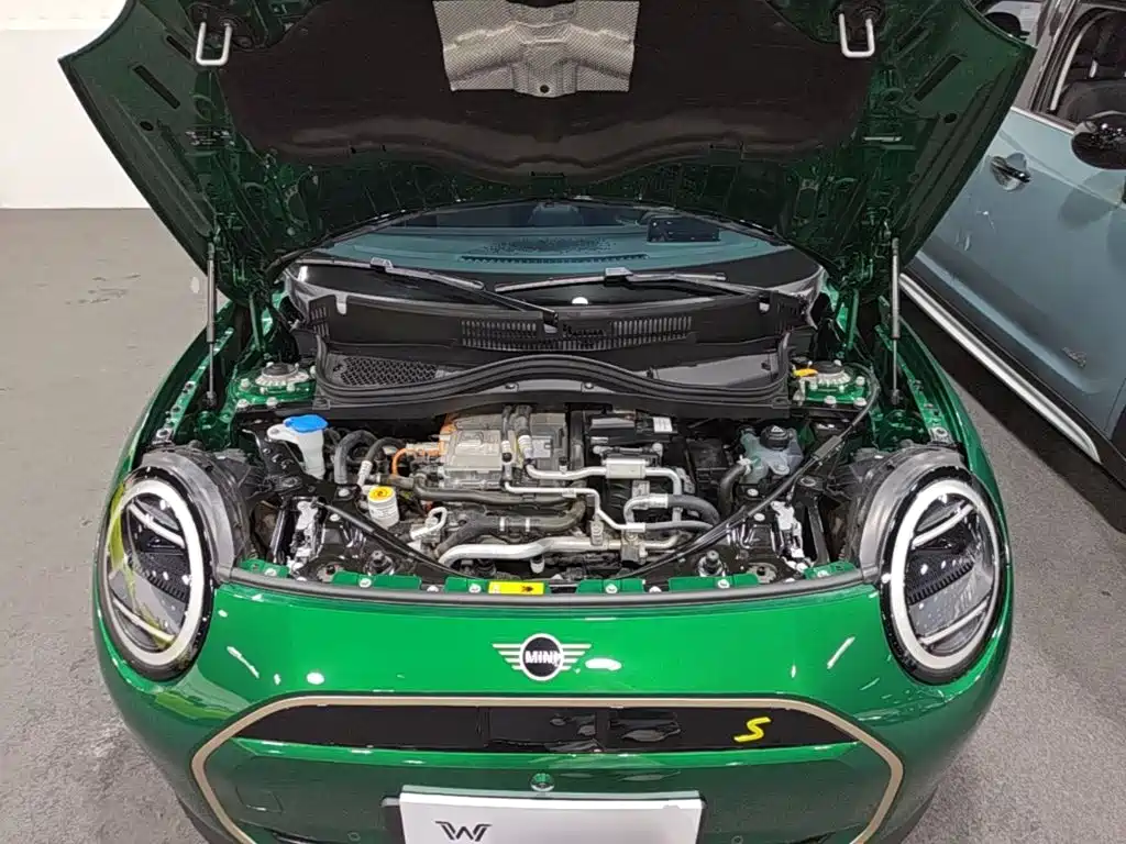 MINI MINI COOPER EV — миниатюра 20