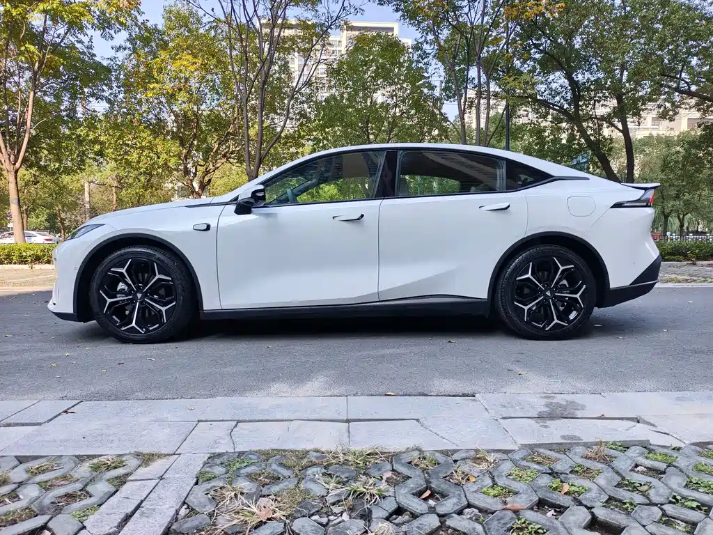 DARK BLUE CAR DARK BLUE L07