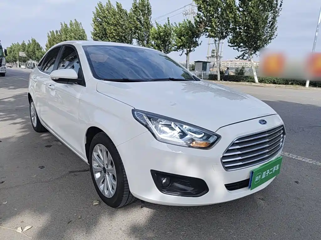 Ford Escort — миниатюра 4