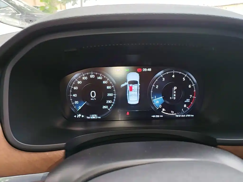 Volvo S90 — миниатюра 12
