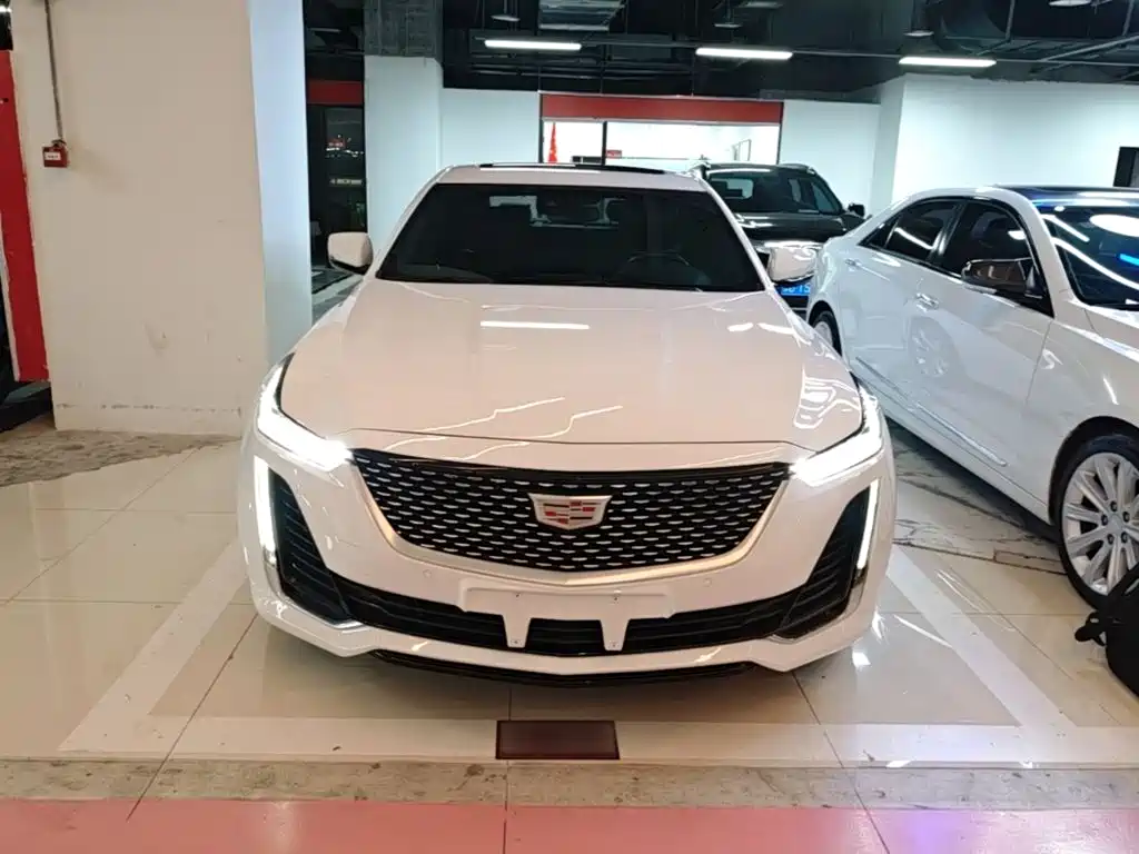 Cadillac CT5 — миниатюра 3