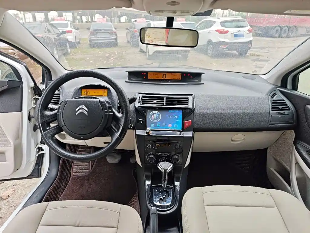 Citroen C-Quatre — миниатюра 10