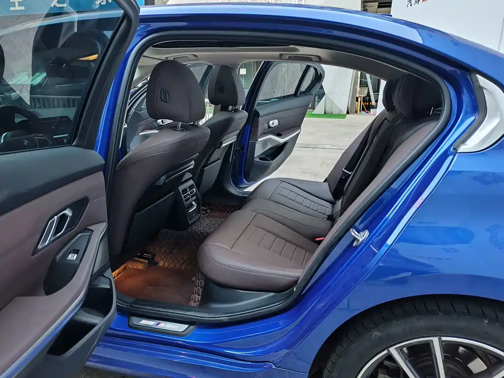 BMW 3 Series — миниатюра 10