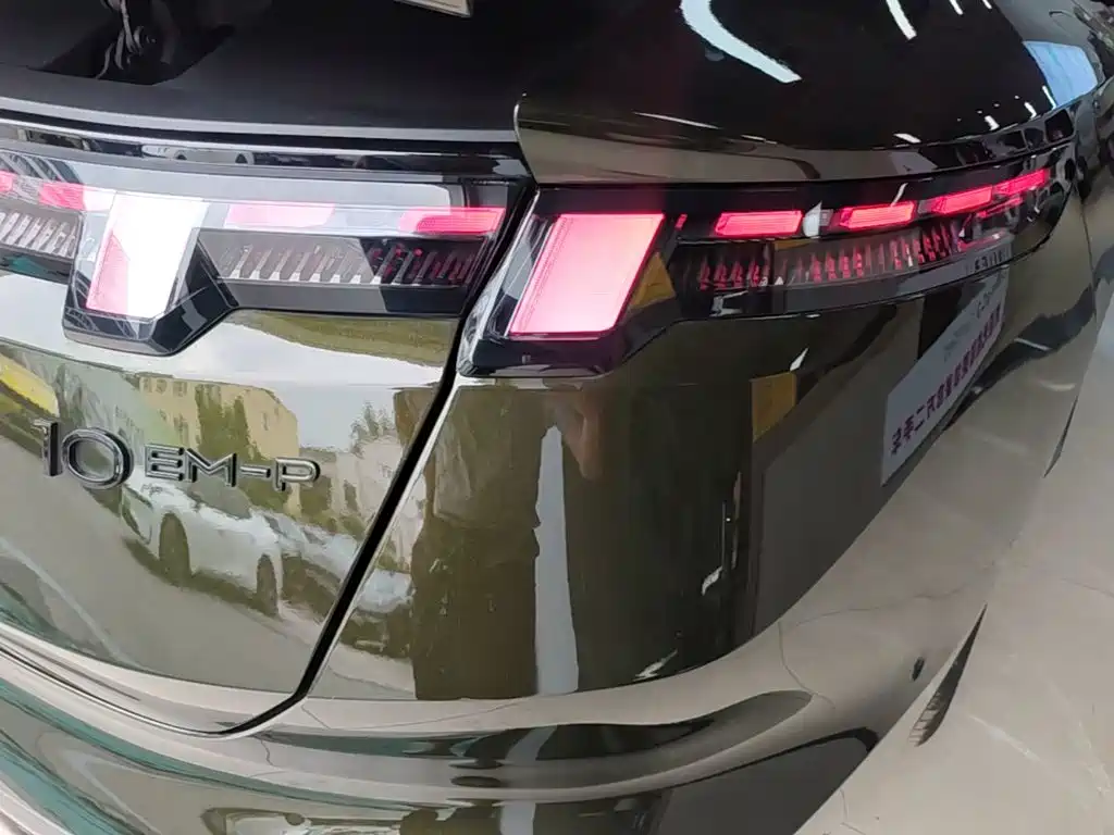 Lynk & Co 10 2025 240 Ultra Sport