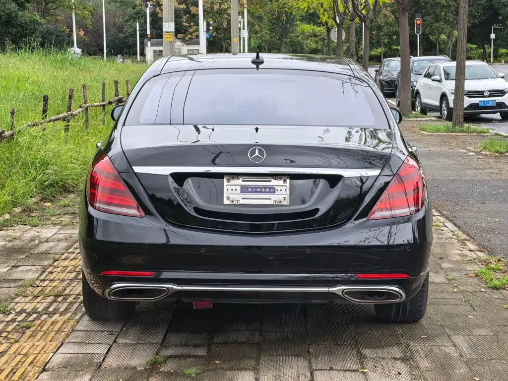 Mercedes-Benz S-Class — миниатюра 6
