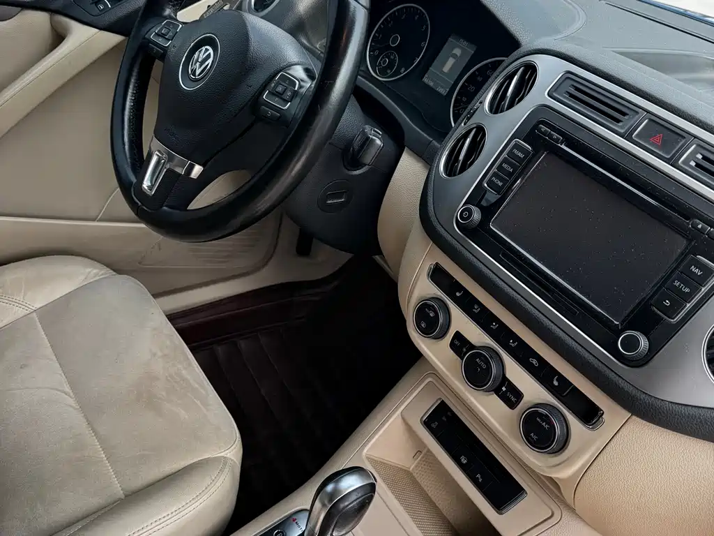 Volkswagen Tiguan 2013 2.0TSI AT Flagship