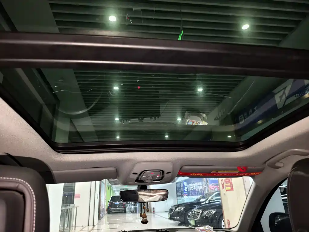 Audi A4L — миниатюра 4