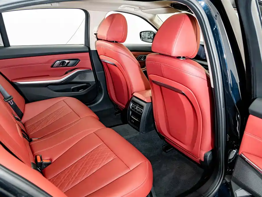 BMW 3 Series — миниатюра 21